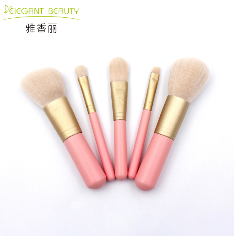 化妝刷的種類(lèi)與用途