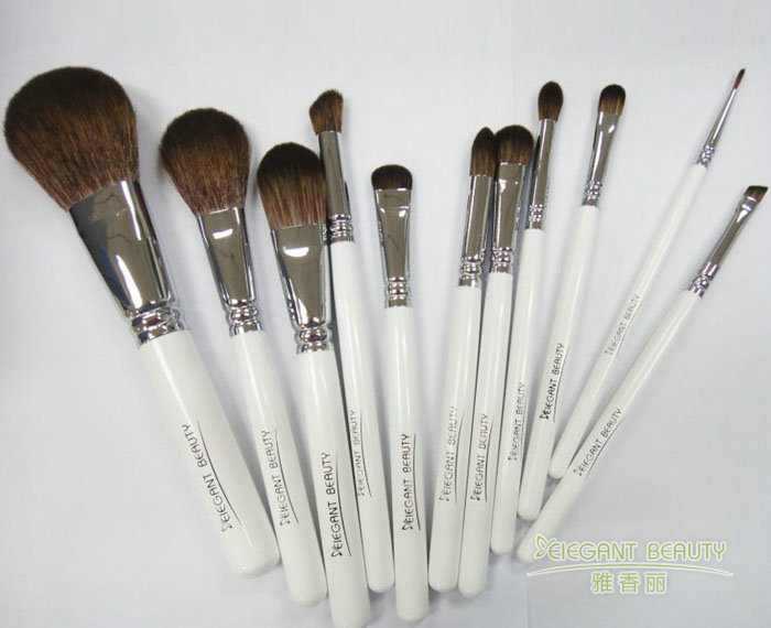 便攜式化妝刷套裝的磁吸設計如何避免刷頭松動？